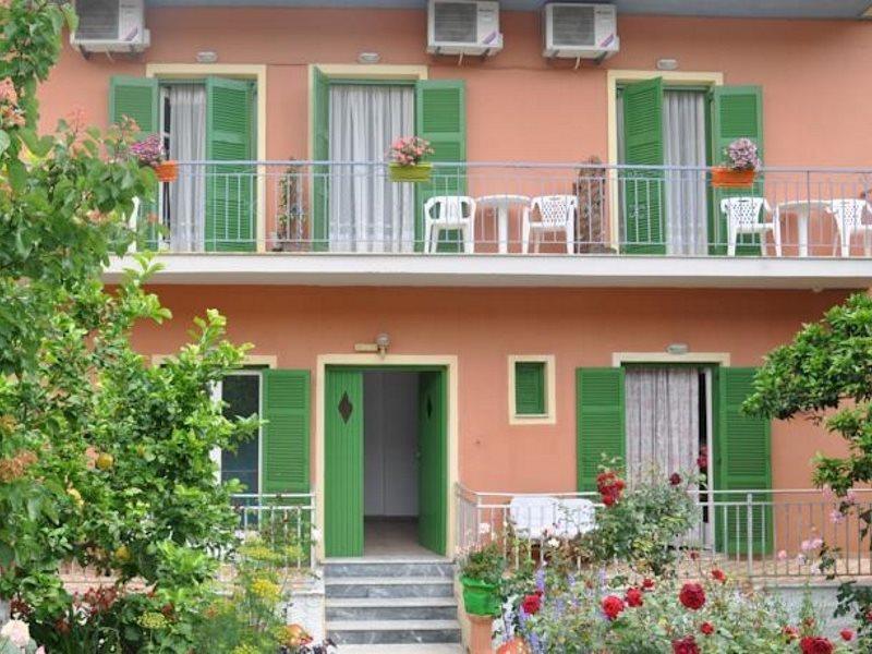 Barbayiannis Apartment *